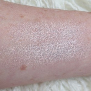 W3LL People Bio Brightener Stick Test